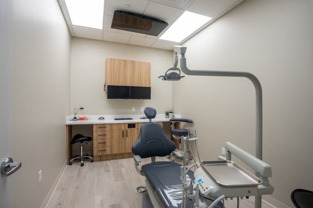 FLO dentistry photo